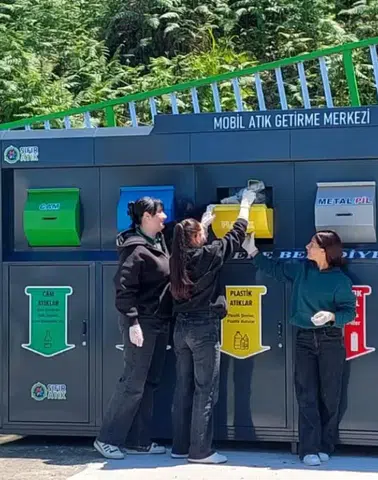 İyidere MTAL'de Çevrefest Coşkusu: Öğrencilerden Çevreye Örnek Davranışlar
