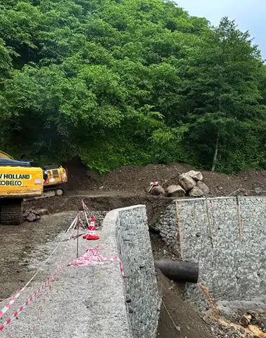 Arsin Belediyesi Fen İşleri Ekipleri Sahada: Mahallelerde Yoğun Çalışma Mesaisi