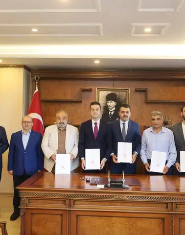 Çayeli'nde Yaz Okulu Protokolü İmzalandı: Öğrenciler İçin Eğitim ve Sosyal Etkinlikler Başlıyor
