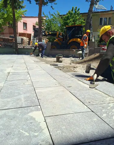 Bayburt Belediyesi Şehir Genelinde Altyapı ve Çevre Düzenleme Çalışmalarını Sürdürüyor