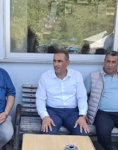 AK Parti Yomra Teşkilatından İkisu Mahallesi'ne Hane Ziyaretleri