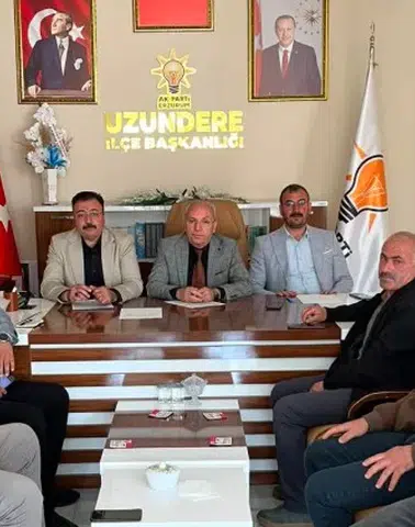 AK Parti Uzundere İlçe Teşkilatı Aylık Grup Toplantısında Bir Araya Geldi
