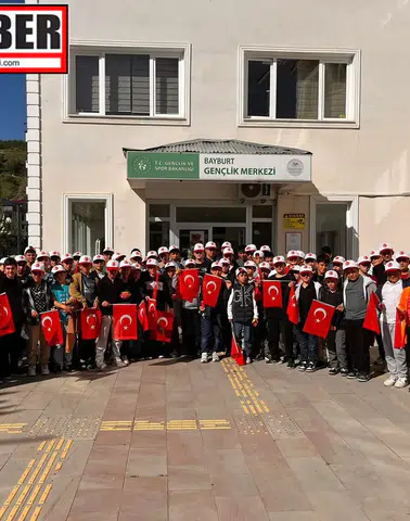 Bayburt Gençlik Merkezi’nde Milli Maç Heyecanı Gençlerle Birlikte Yaşandı