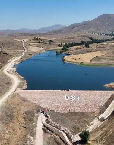 Bayburt'ta Uluçayır Göleti Sulama Projesi Devam Ediyor: 3 Bin 970 Dekar Arazi Suya Kavuşacak