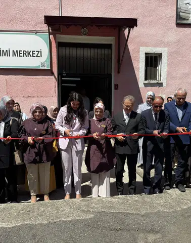 Şalpazarı’nda Yıl Sonu Sergisi Açıldı: El Emeği Ürünler Beğeni Topladı