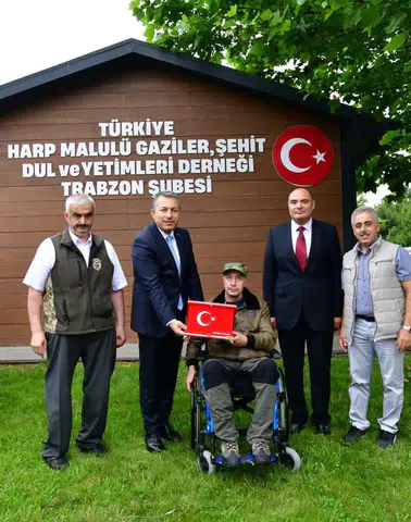 Trabzon Valisi, Şehit Aileleri ve Gazilerle Bir Araya Geldi