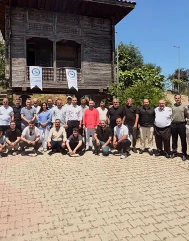 Salarha Deresi Vakfı Gençleri Kahvaltı Programında Buluşturdu