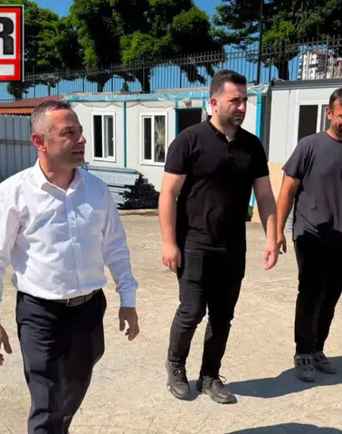 Pazar Futbol Sahası Tribün İnşaatında Sona Yaklaşıldı