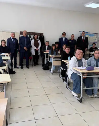 Artvin Protokolünden 7 Mart Ortaokulu’na Ziyaret