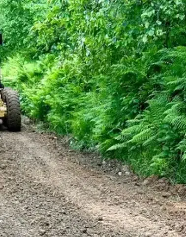 Yomra’da Mahallelerde Yol ve Altyapı Çalışmaları Sürüyor