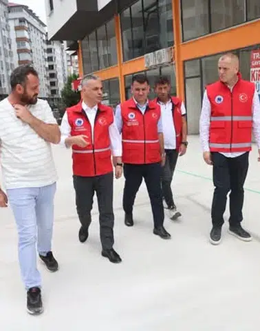 Başkan Bıyık Çalışmaları Sahada İnceledi: Yomra'da Yeni Düzenlemeler Yolda