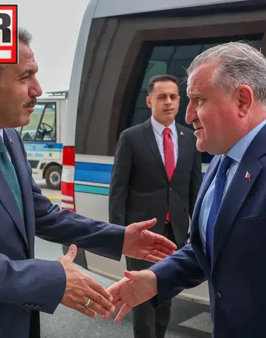 Gençlik ve Spor Bakanı Osman Aşkın Bak, Rize'de Vali İhsan Selim Baydaş Tarafından Karşılandı