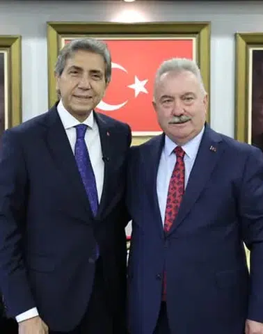 AK Parti Rize'de Yoğun Program! Yılmaz Katmer'den Bakanlar ve Genel Başkan Yardımcılarıyla Kritik Temaslar