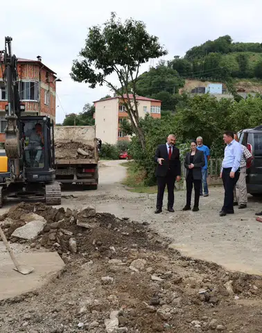 Arsin'de Fatih Mahallesi'nde 8 Kilometrelik Asfalt Yama Çalışması Tamamlandı