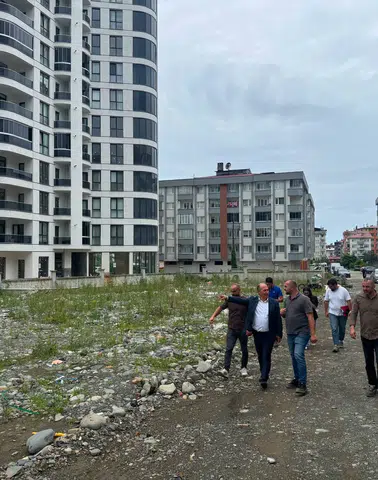 Arhavi Belediyesi'nden ulaşım altyapısına yatırım: Yol çalışmaları aralıksız sürüyor