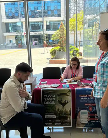 Ortahisar'da Hareket Yaşını Öğren Kampanyası Başladı: Vatandaşlara Ücretsiz Fiziksel Aktivite Değerlendirmesi