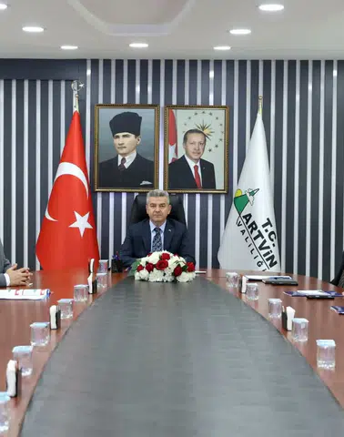 Rektör Prof. Dr. İbrahim Aydın, Artvin İl İstihdam ve Mesleki Eğitim Kurulu Toplantısına Katıldı