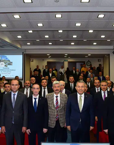 Trabzon'da İl Koordinasyon Kurulu Toplandı: Dev Yatırımlarda Son Durum Masaya Yatırıldı