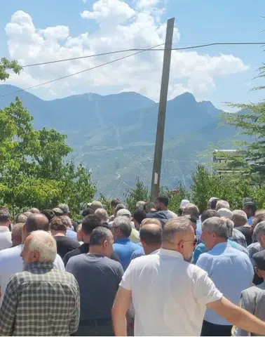 BTP Artvin İl Başkanı Keskin'in kardeşi Fahriye Keskin son yolculuğuna uğurlandı.