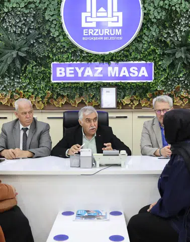 Erzurum Büyükşehir Belediyesi'nde Halk Günü Buluşması: Vatandaşların Talepleri Dinlendi
