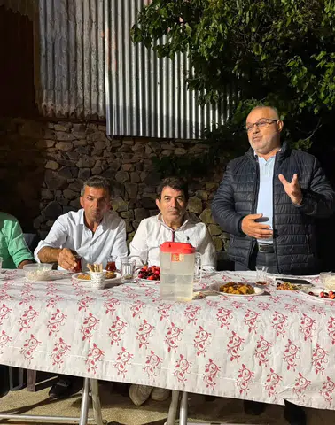İspir Belediye Başkanı Ahmet Coşkun, Yukarı Fındıklı Mahallesi'nde Vatandaşlarla Buluştu