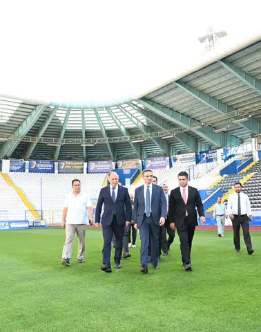 Vali Aydın Baruş’tan Kazım Karabekir Stadı ve Short Track Kampına Ziyaret