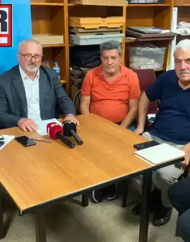 Trabzon'daki Toplantıyı Trabzonspor Bayrağı Sarmaladı!