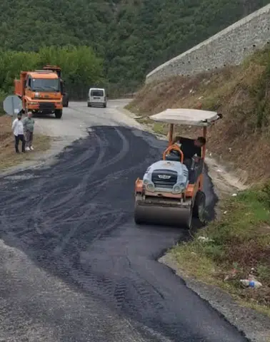 AK Parti Borçka: Siyaset Değil, Hizmet Yarışı