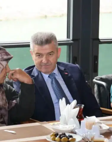 Artvin Valisi Turan Ergün Şehit Aileleri ve Gazilerle Bir Araya Geldi