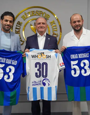 Çaykur Rizespor'dan Pyramids FC'ye Dostluk Mesajı: Rize Çayı ve Forma Hediye Edildi