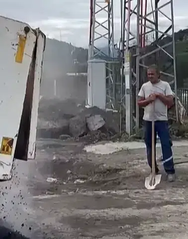 Pazar’da Sanayi Sitesi Yolunda Asfalt Çalışması Başladı