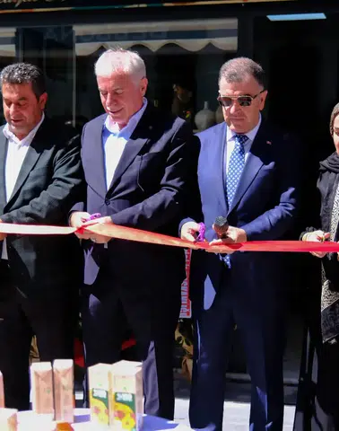 Vali Eldivan, Neşe Sanat ve Hobi Atölyesi’nin Açılışına Katıldı