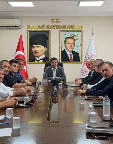 Arhavi’de 2026-2027 Eğitim Öğretim Yılı Öncesi Okul Güvenliği Toplantısı Gerçekleştirildi