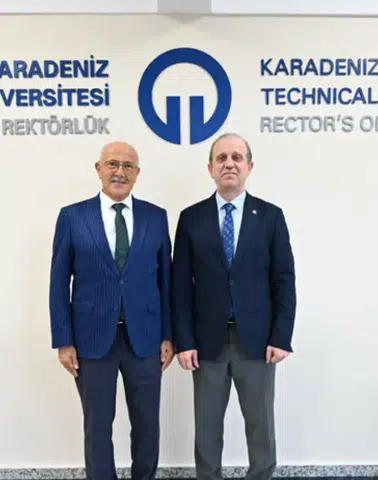Prof. Dr. Zihni Demirbağ’dan KTÜ Rektörü Çuvalcı’ya veda ziyareti