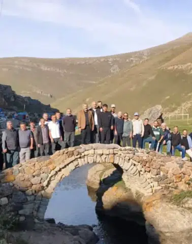 Arsin Belediye Başkanı Hamza Bilgin, Temizlik Personeliyle Bir Araya Geldi