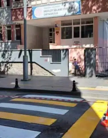 Akçaabat’ta Çalışmalar İlçenin Dört Bir Yanında Sürüyor