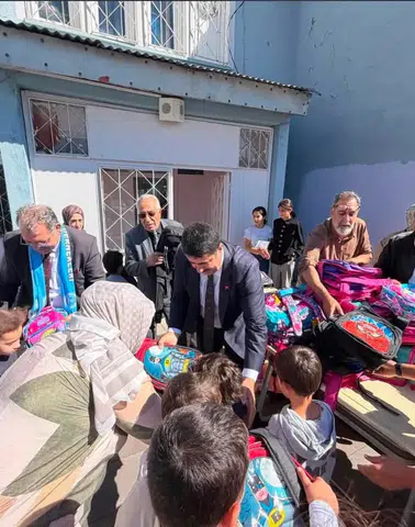 Yağan Cumhuriyet İlkokulu’nda Öğrencilere Kırtasiye Desteği