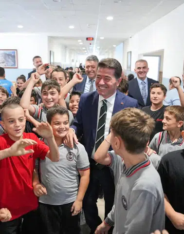 Ortahisar Belediyesi’nden Öğrencilere Eğitim Desteği