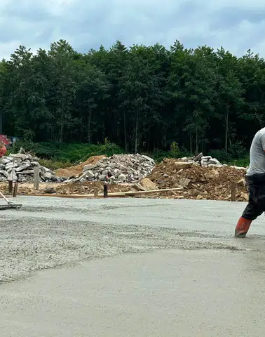 Arsin’de Fen İşleri Müdürlüğü Ekipleri Çalışmalarını Sürdürüyor