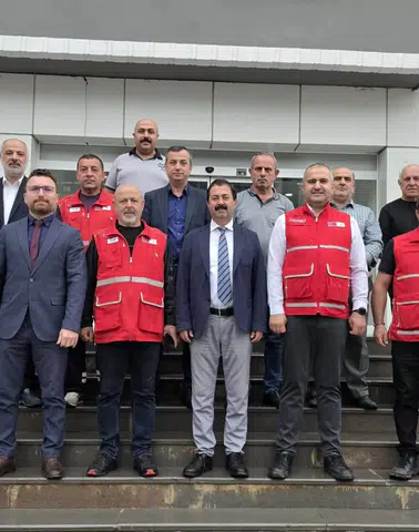 Sağlık Çalışanlarından Hayat Kurtaran Kan Bağışı