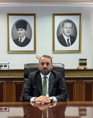 Naci Çakmakçı’dan Rize’ye veda mesajı: Rize’den ayrılıyorum; ama Rize’den kopmuyorum