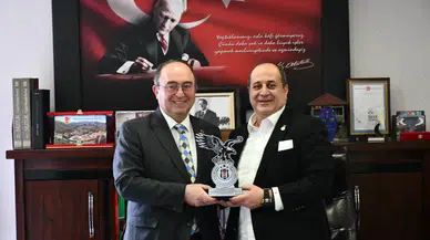 Beşiktaşlı İş İnsanlarından Artvin Belediye Başkanı'na Anlamlı Ziyaret