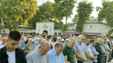 Rüyada cami avlusu görmek ne demek? Rüyada cami avlusunda çocuk görmek ne anlama geliyor?