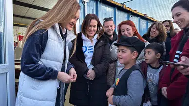 Dokuz Eylül ekiplerinden Malatya konteyner kente ziyaret