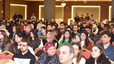 Trabzon'da Geleceğin İşleri Akademisi Konferansı Düzenlendi