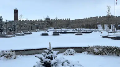 Doğu Anadolu'da Kar Yağışı: Erzurum, Tunceli, Ağrı, Ardahan ve Kars Beyaz Örtüyle Kaplandı