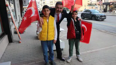 Gürsu’da renkli anlara yol açan bayrak sevdası