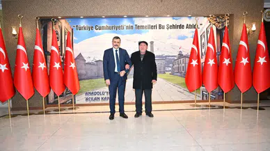 Erzurum Valisi Mustafa Çiftçi, Aşıklık Geleneğinin Önemli Temsilcisi Yıldırım Coşkunlı'yı Ağırladı