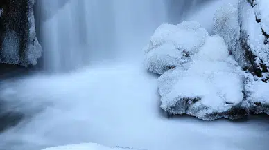 Trabzon'un Maçka ilçesinde Altındere Vadisi karla kaplandı