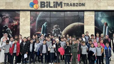 Trabzon'daki Özdemir Bayraktar Planetaryum ve Bilim Merkezi'ni 11 Bin 914 Öğrenci Ziyaret Etti